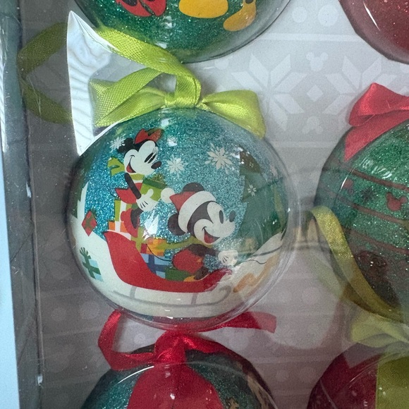 Disney Store Christmas set of six ornaments - Picture 5 of 8